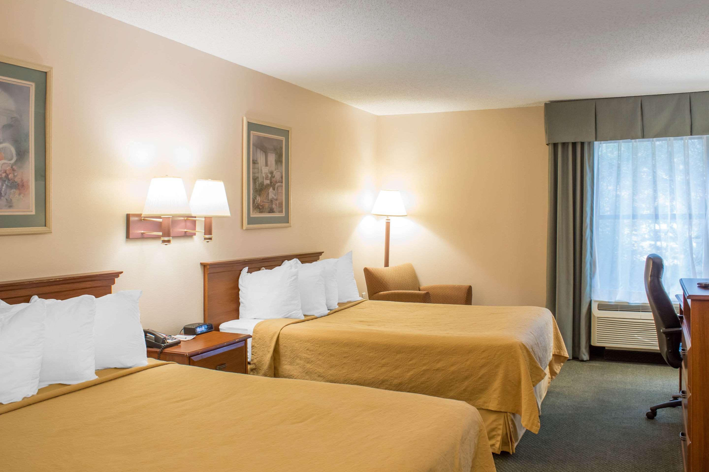 Econo Lodge Raleigh Zewnętrze zdjęcie