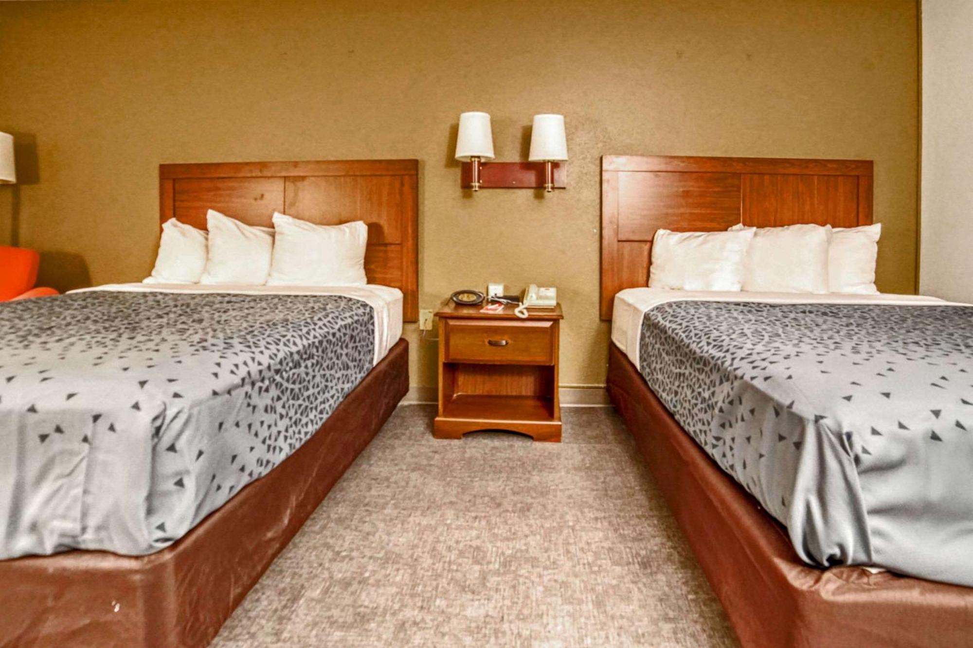 Econo Lodge Raleigh Zewnętrze zdjęcie