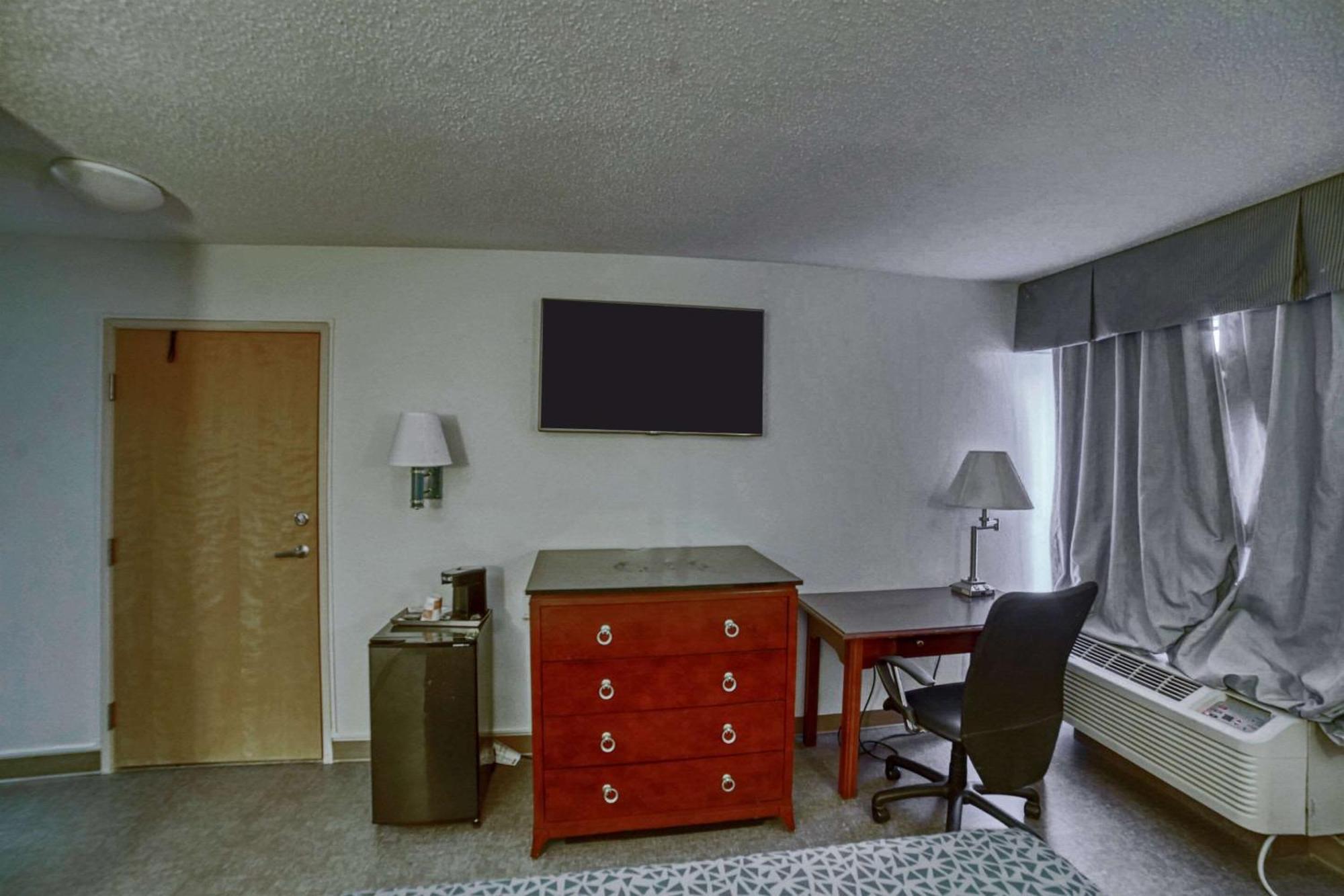 Econo Lodge Raleigh Zewnętrze zdjęcie
