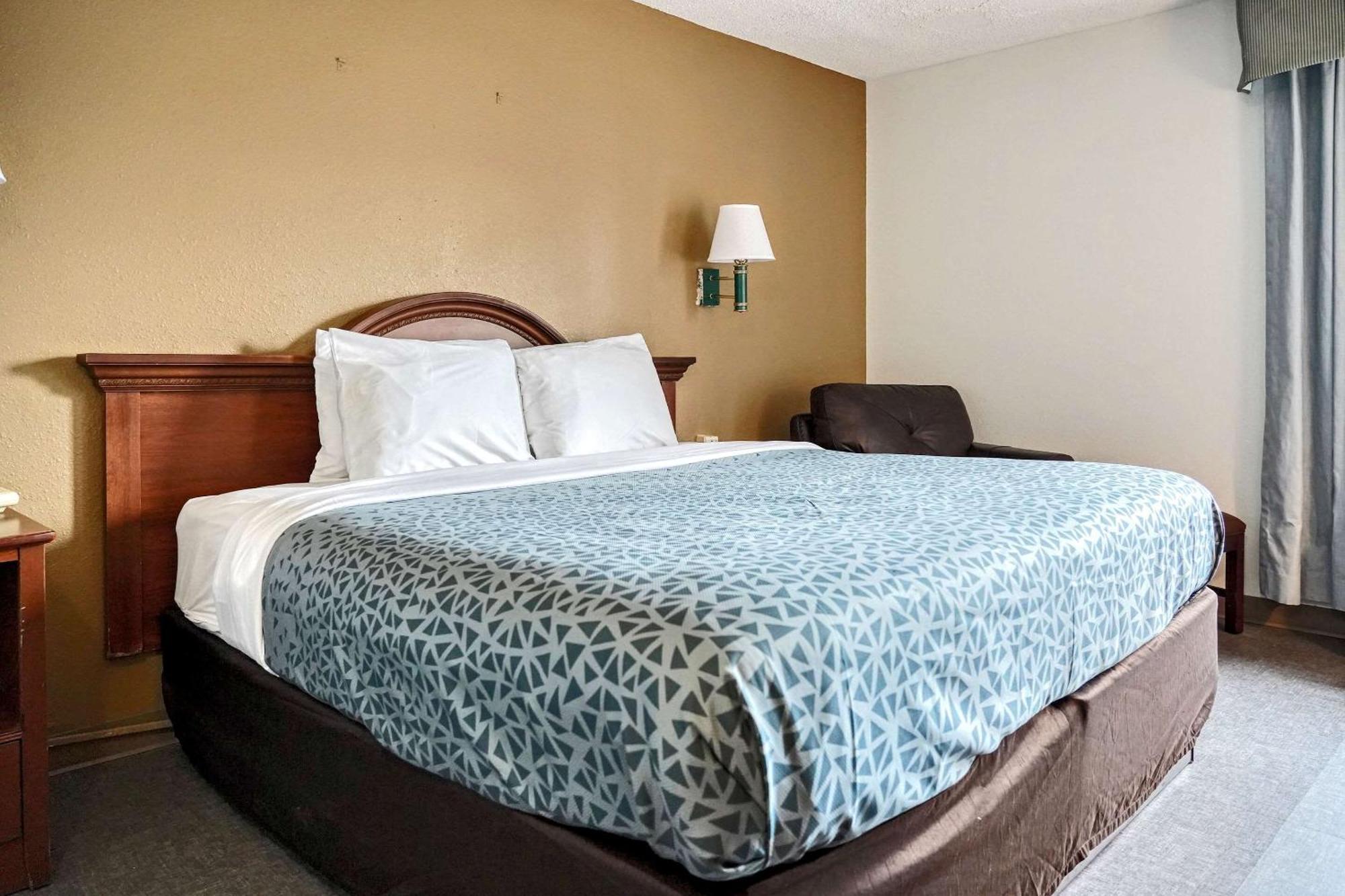 Econo Lodge Raleigh Zewnętrze zdjęcie