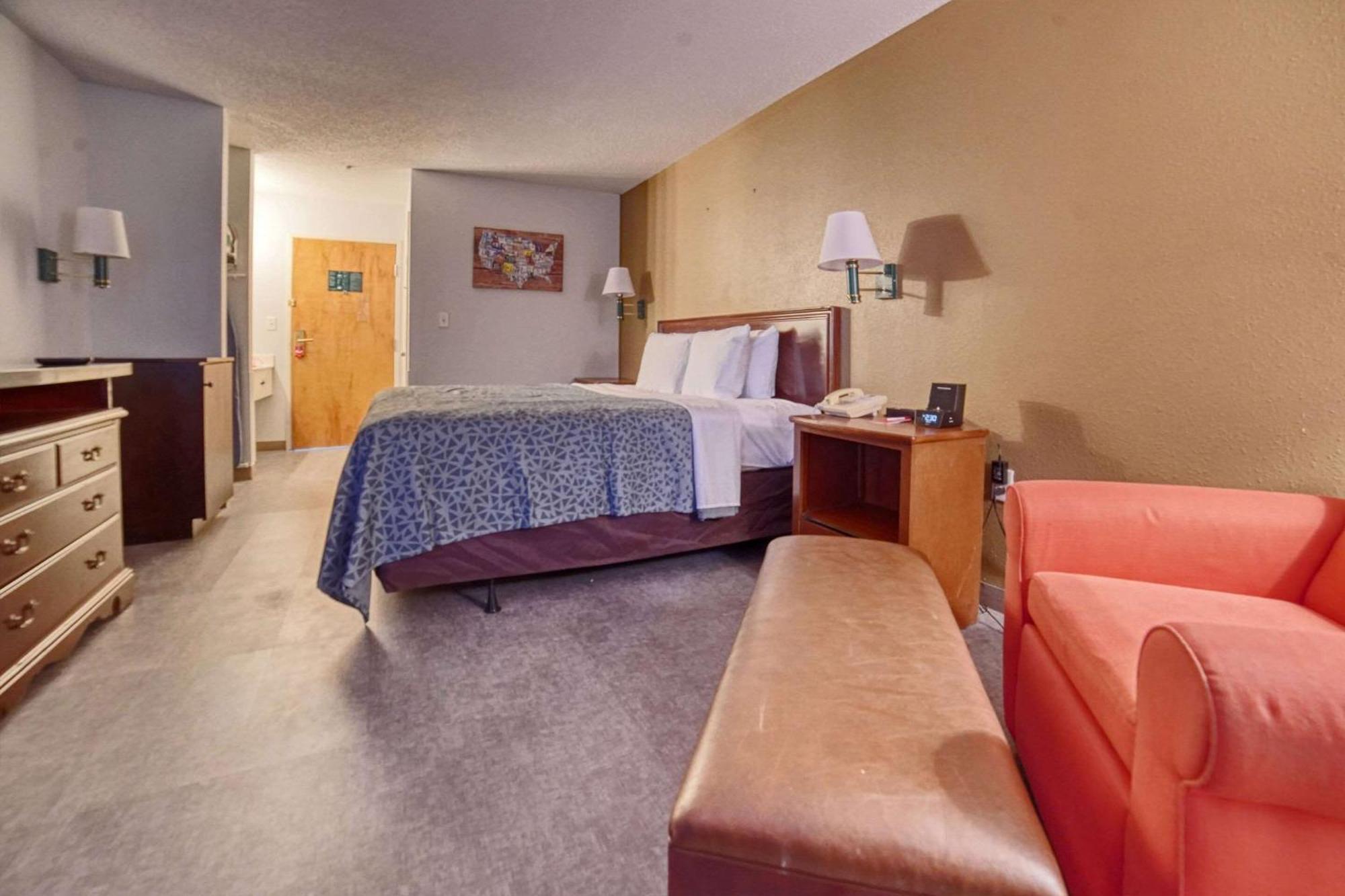 Econo Lodge Raleigh Zewnętrze zdjęcie
