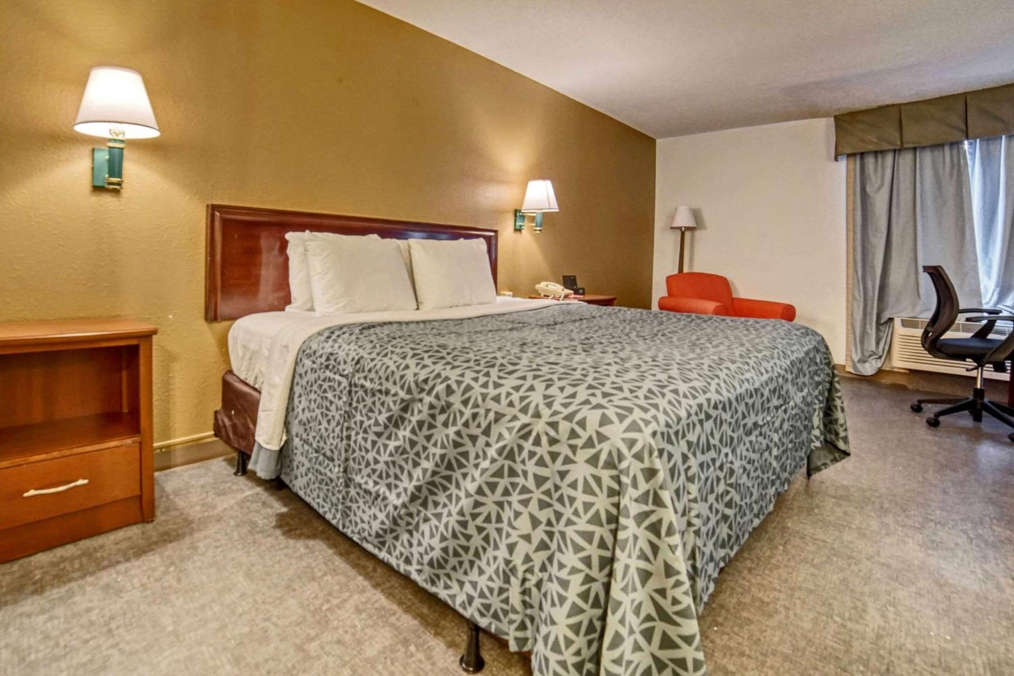 Econo Lodge Raleigh Zewnętrze zdjęcie