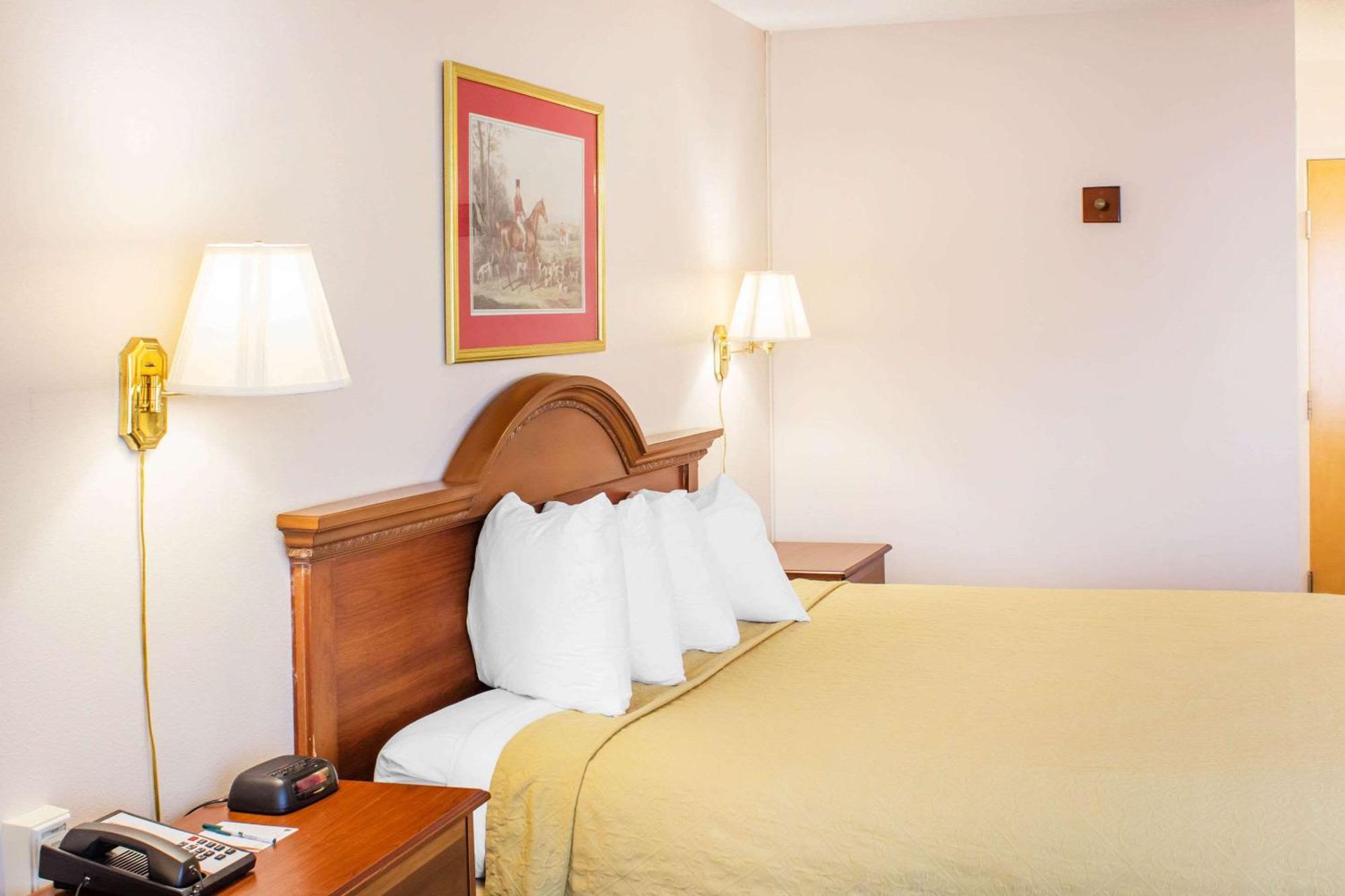 Econo Lodge Raleigh Zewnętrze zdjęcie