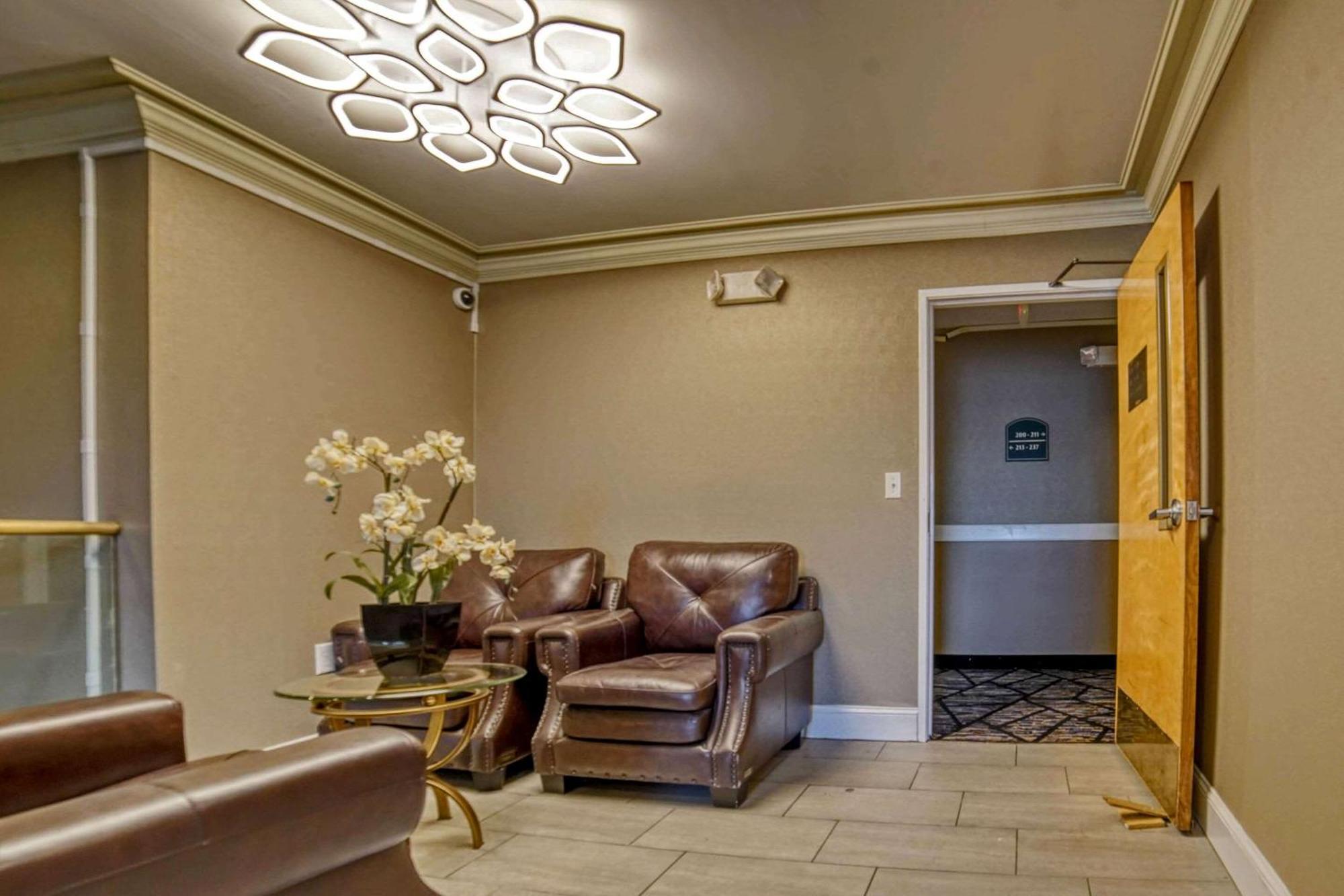 Econo Lodge Raleigh Zewnętrze zdjęcie